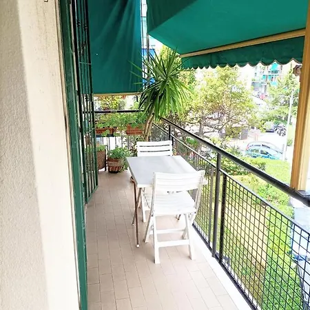 Apartment Fronte Del Golf