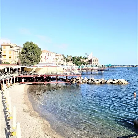 Fronte Del Golf Appartement