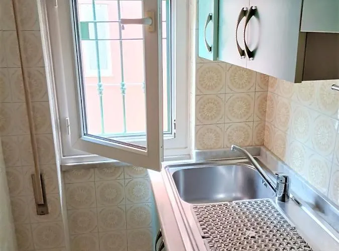 Fronte Del Golf Daire Rapallo