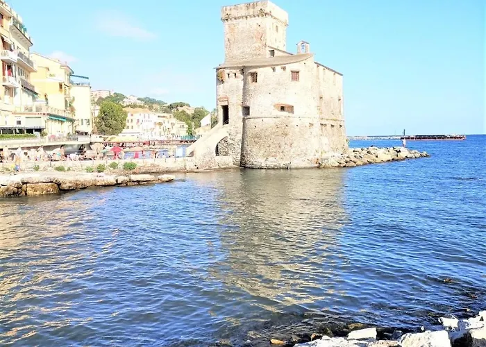 Fronte Del Golf * Rapallo