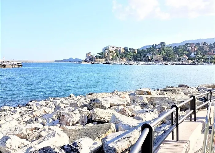 Fronte Del Golf Daire